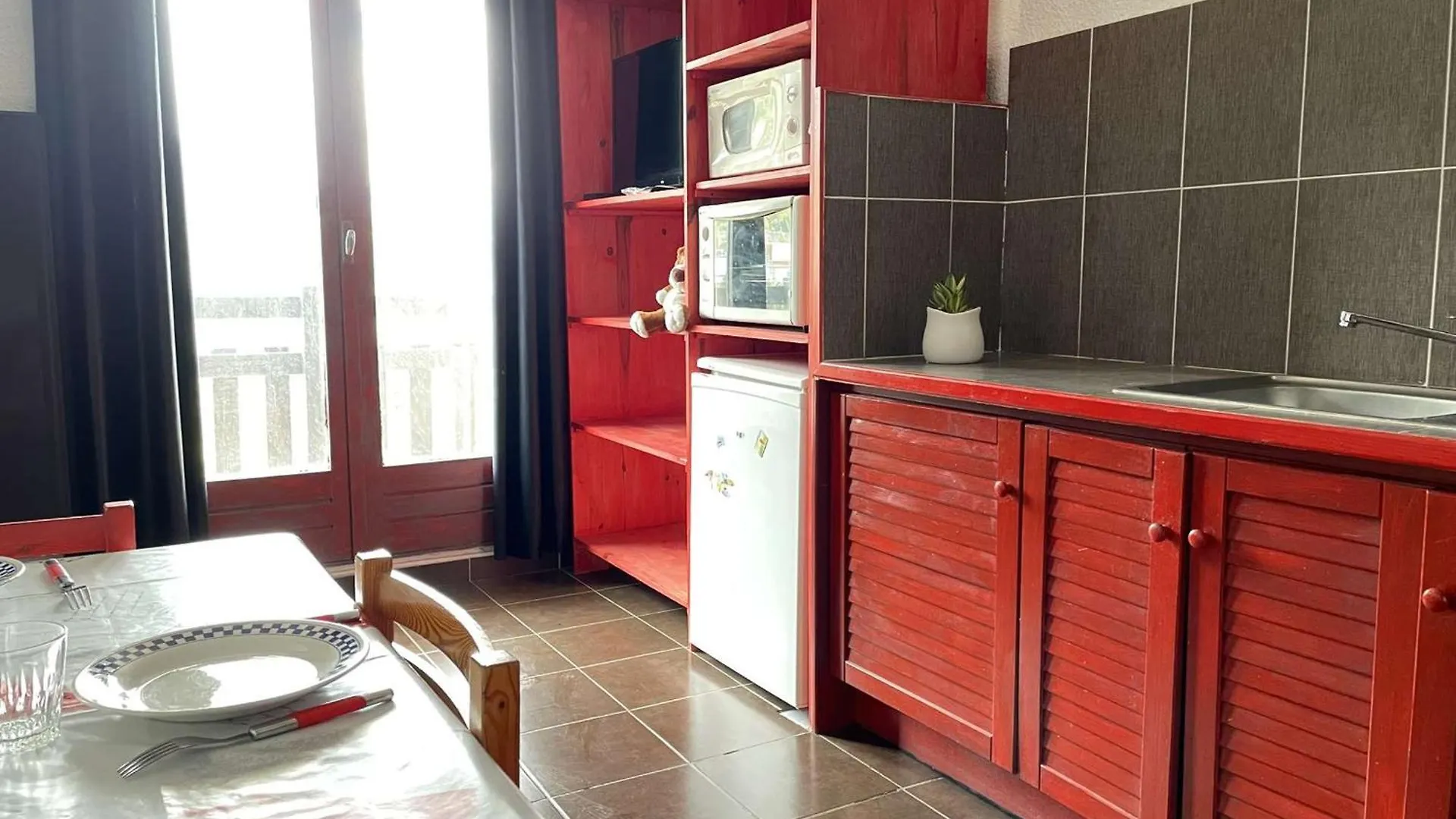 Studio 5 Pers. A 100M Des Pistes, Balcon N/O, Proche Commerces - Risoul 1850 - Fr-1-330-570 Apartamento